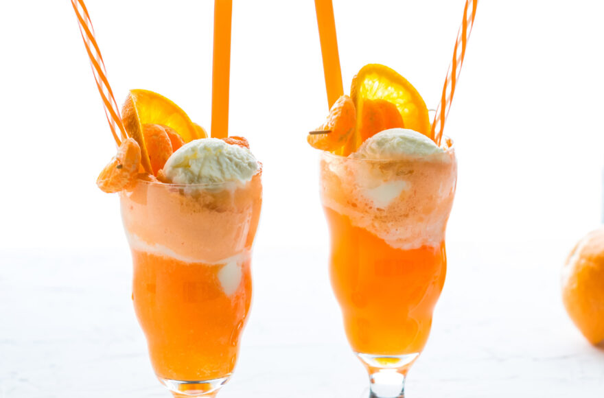 peach ice cream float